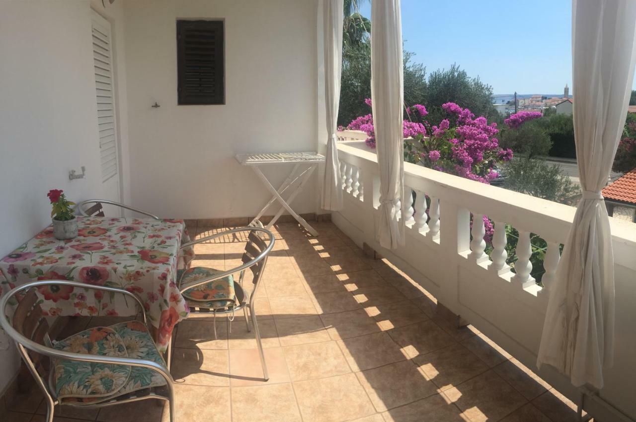 Apartments Matusan Palit Exterior photo